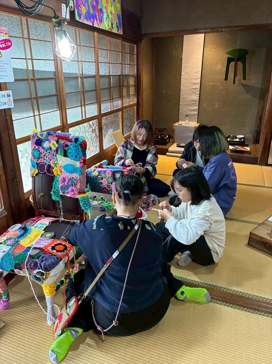 みかのはら〜と 編み物 鑑賞者